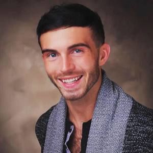 Meet your Posher, Alex